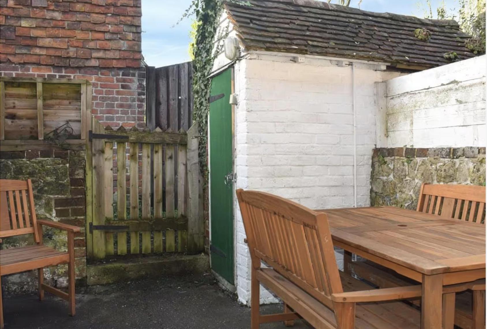Beautiful Renovated Cottage In Mersham Ashford Kent Экстерьер фото