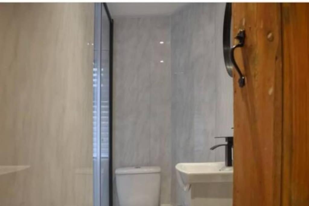 Beautiful Renovated Cottage In Mersham Ashford Kent Экстерьер фото